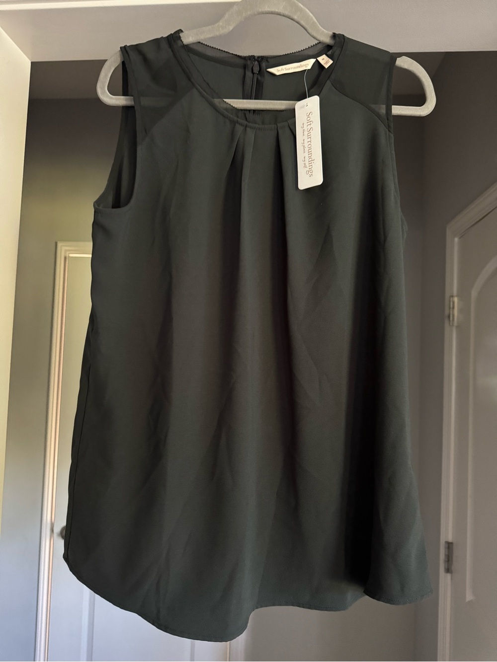 NWT Soft Surroundings Teagan Black Sleeveless Tank Blouse Medium